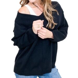 White Birch Textured Knit Oversized Sweater
Women's Size XL Black